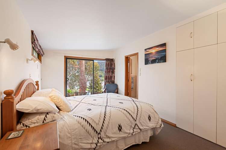 8 Broadway Picton_19