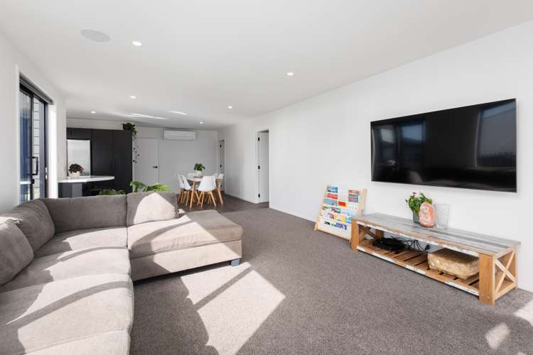 11 Anatere Rise Athenree_23