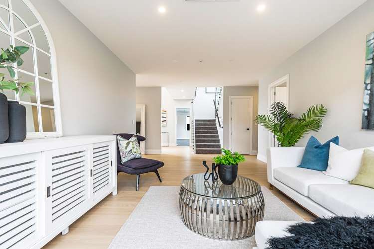 17 Arawaru Avenue Wainui_13