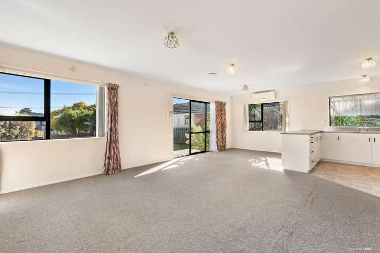 24a South Street Pahurehure_9