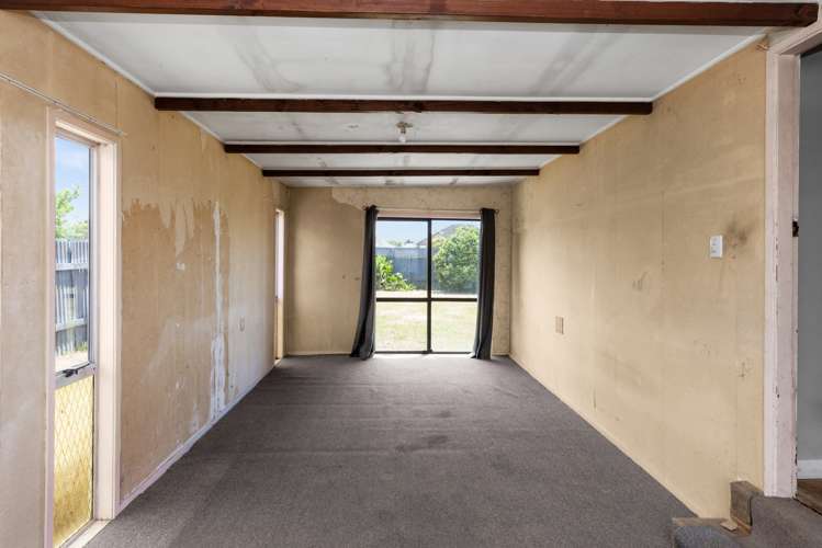 322 Montgomery Place Raureka_12