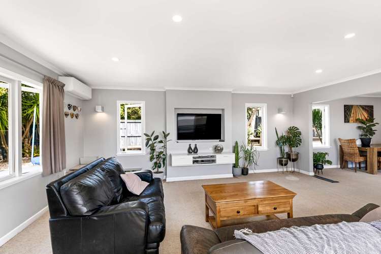 58 Tiroroa Ave Te Atatu South_10