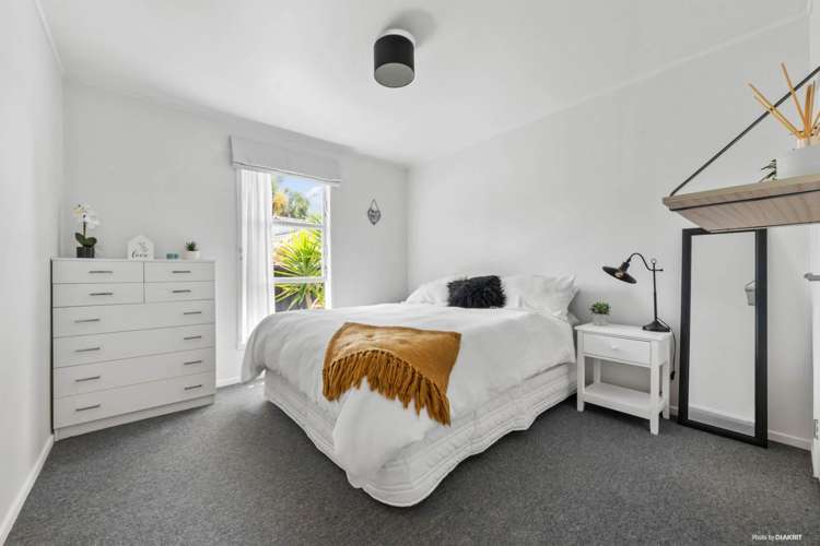 14 Allington Road Massey_14