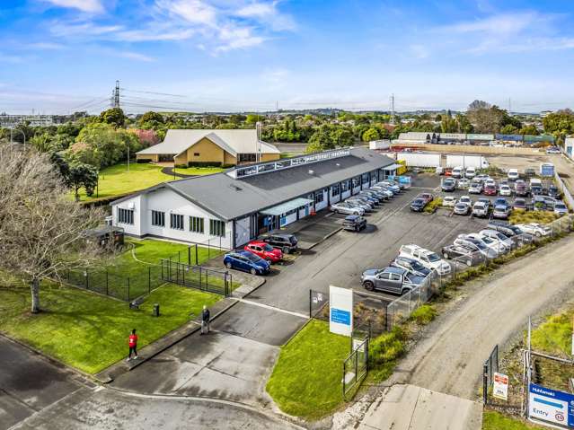 6.5% return: Crown tenant