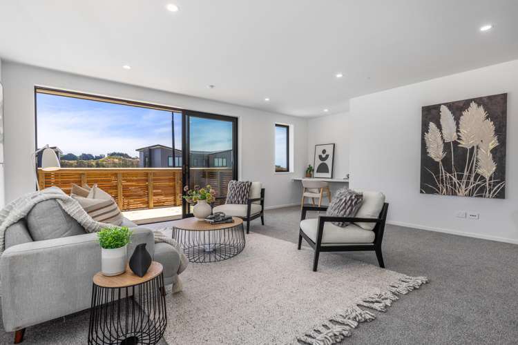 65 and 63 Oakum Road Whitby_12