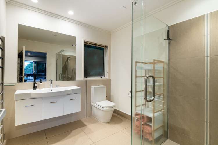 8 Caldera Close Pyes Pa_11