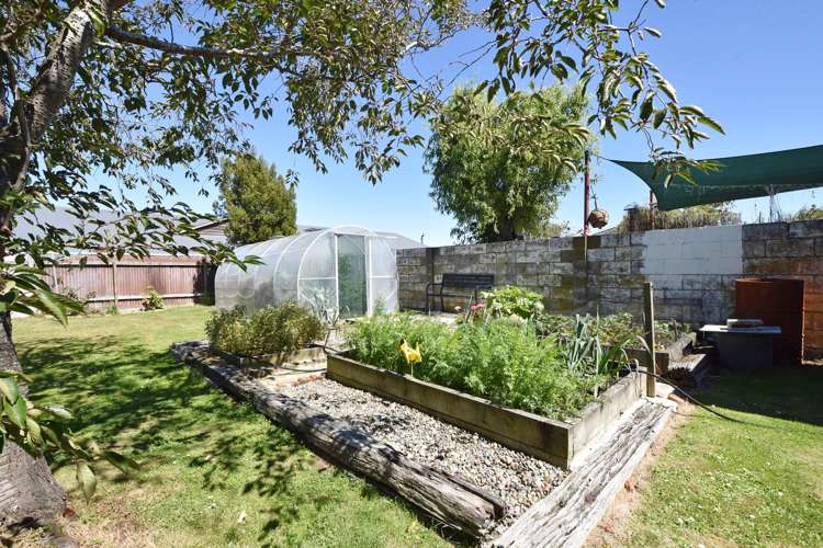 87 Herriot Street Richmond_17