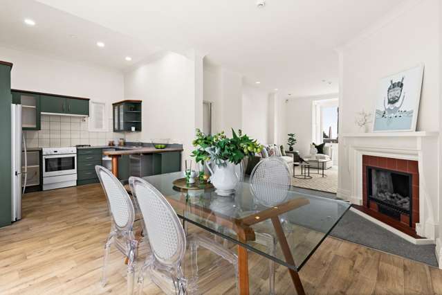 201 Marine Parade Napier South_2