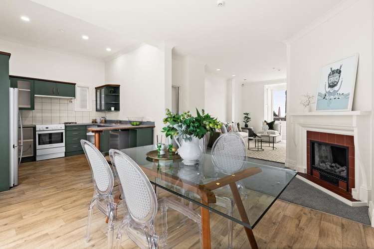 201 Marine Parade Napier South_2