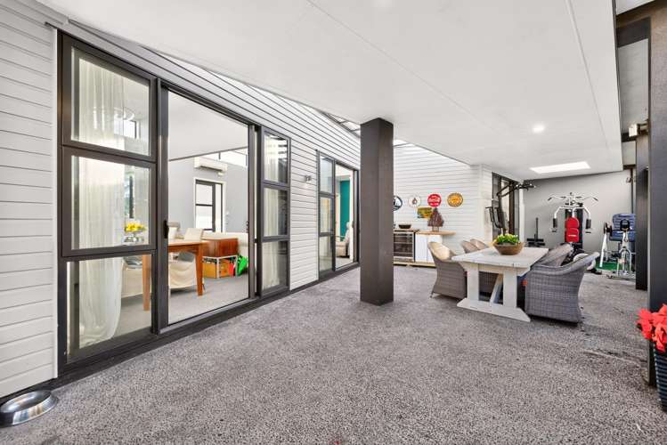 2/176 Mcleod Road_2