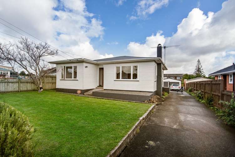 15 Shortt Avenue Mangere Bridge_0