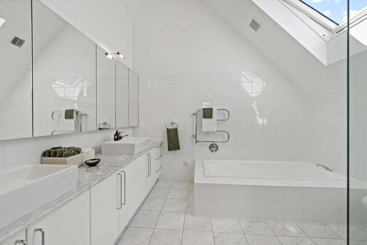 3a Shipherds Avenue Epsom_15