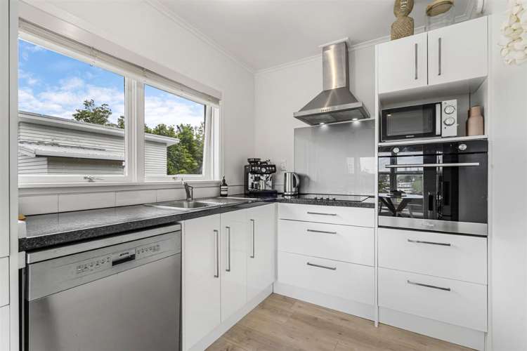 6/1 Hythe Terrace Mairangi Bay_9