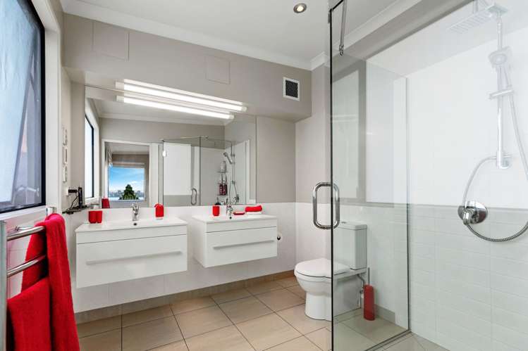 3/228 Grange Road Otumoetai_14