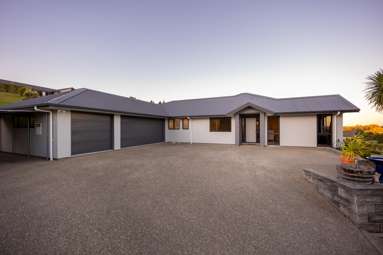 131 Ridgeview Road_1