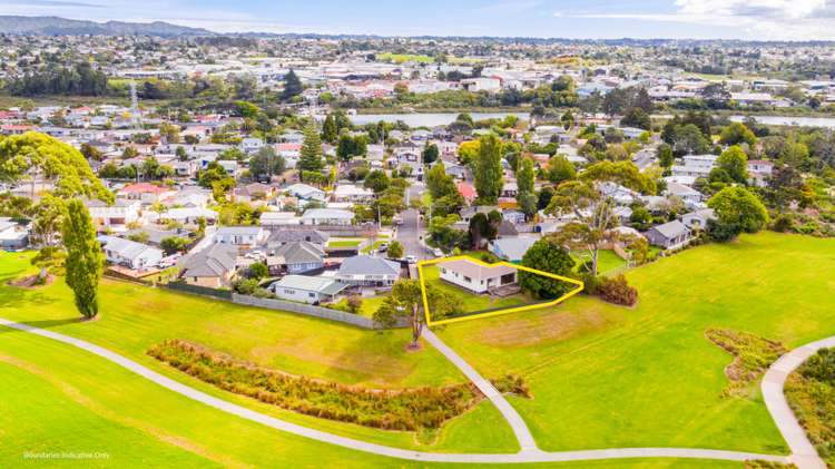 12 Ingleby Place Kelston_16