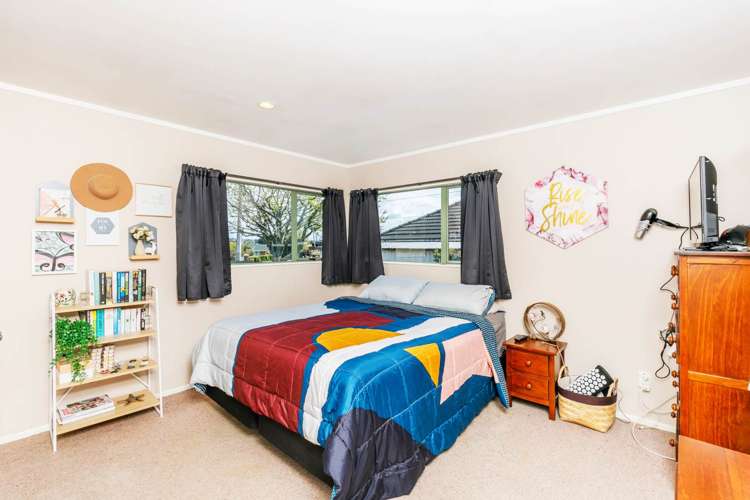 44 Woodglen Road Glen Eden_11