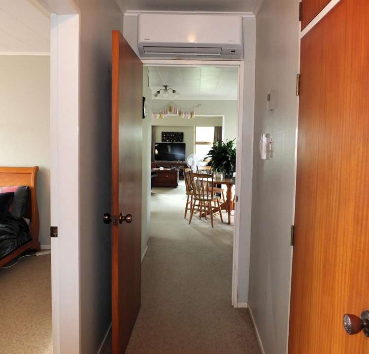 76 Cook Street Foxton_11