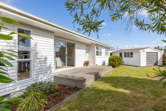 Appealing in Allenby Street