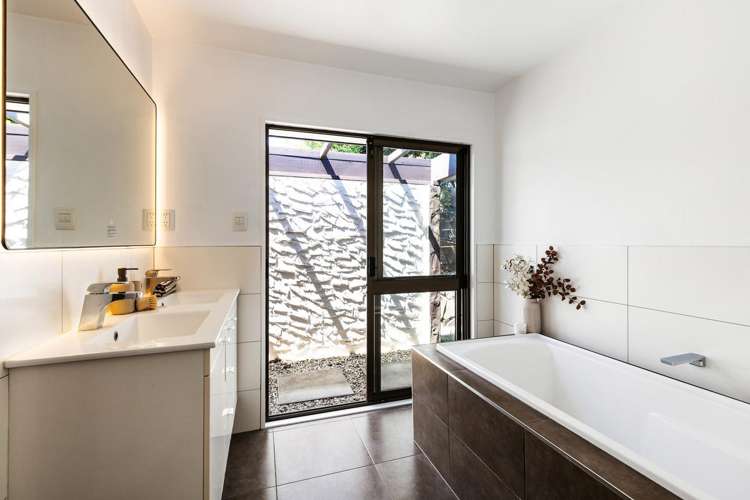 8 Sefton Street Ohauiti_34