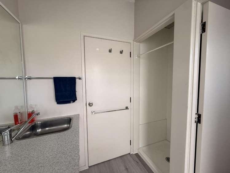 2/14 Brice Street 11209_9