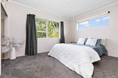 2633 Awhitu Road_4