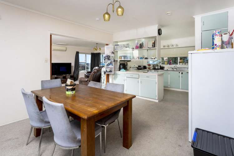 17 Toroa Street Torbay_17