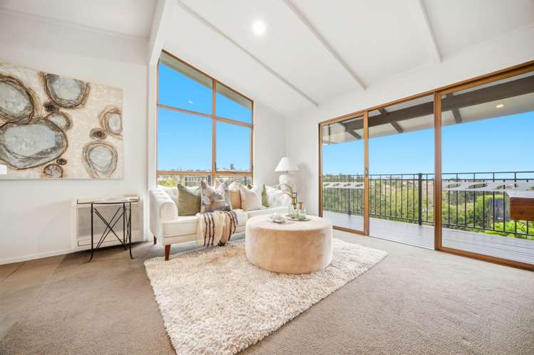 6 Chilton Place Mellons Bay_5