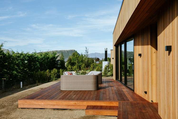 13 Fern Burn Close Wanaka_21