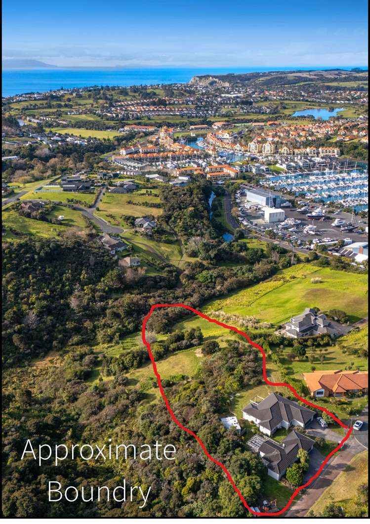 51 Balboa Drive Matakatia_35