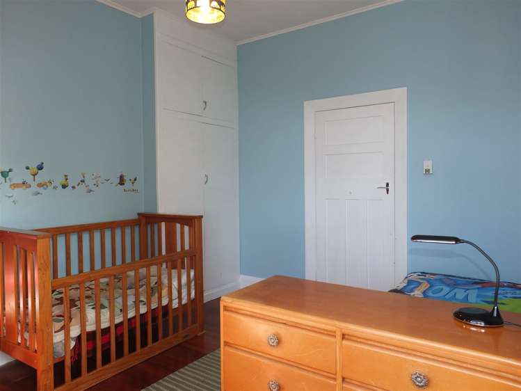 11 Kitchener Square Highfield_9