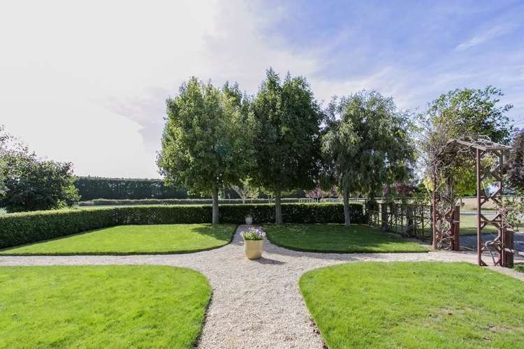 2511 Wards Road Darfield_16