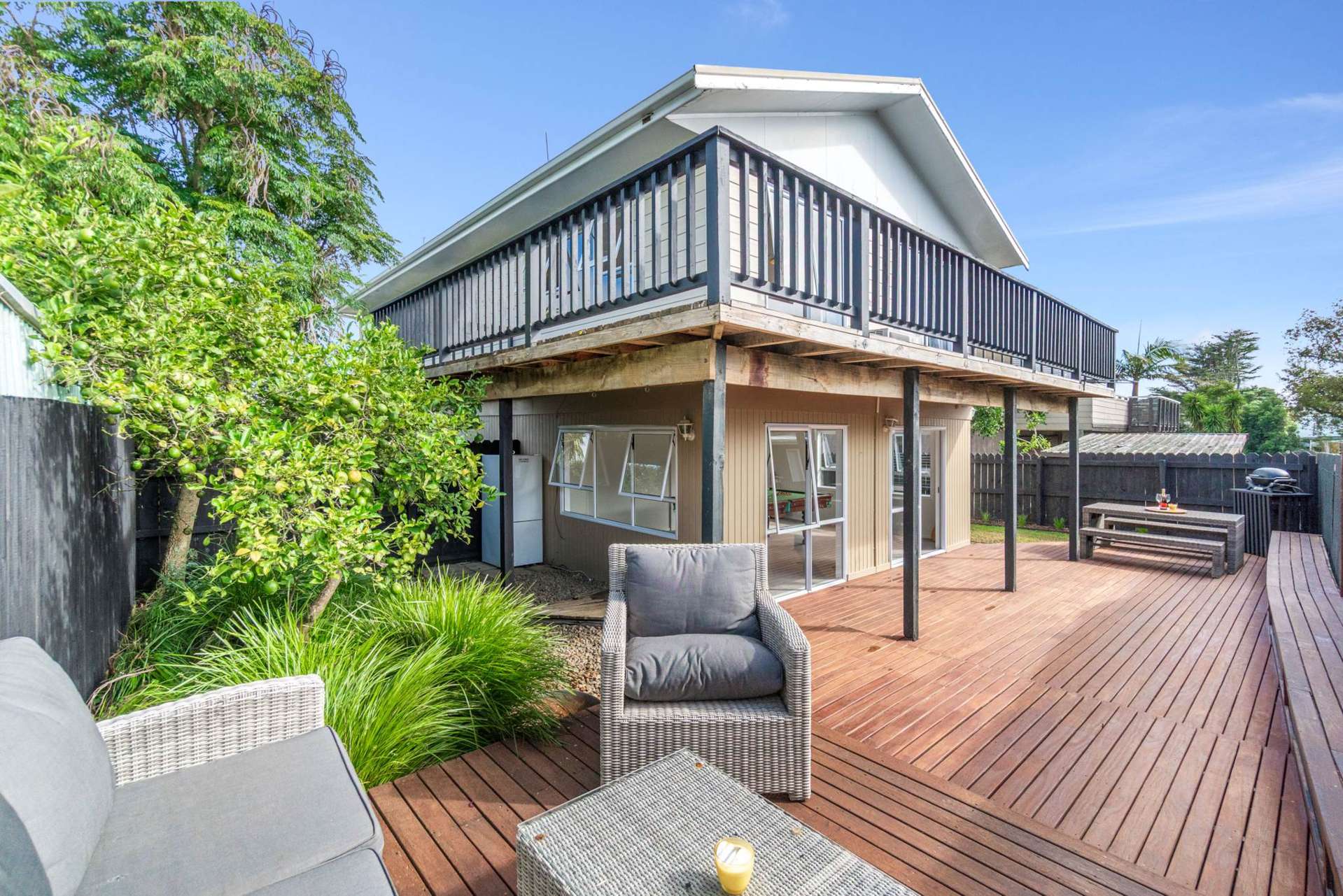 2/3 Clarks Beach Road Clarks Beach_0