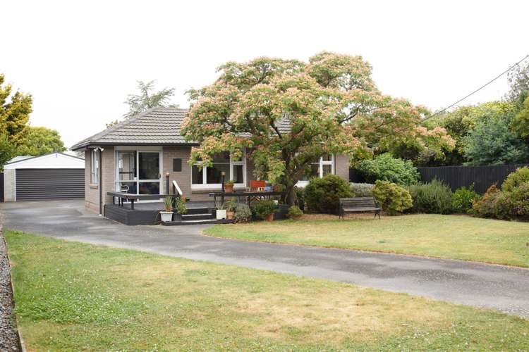 94 Moffat Drive Lincoln_11