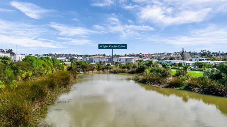 6 Tyler Davies Drive Red Beach_30