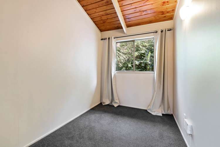 2/25 Matai Road Stanmore Bay_19