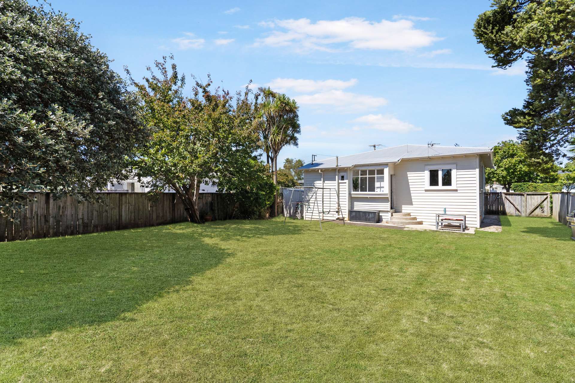 12 Ennismore Road Mount Albert_0