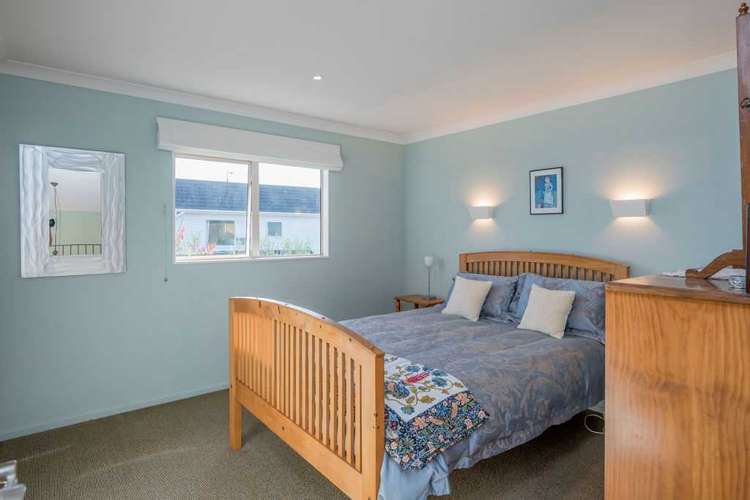 2 Ngarara Road Waikanae_10