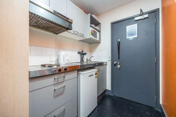 412/133 Beach Road Auckland Central_8