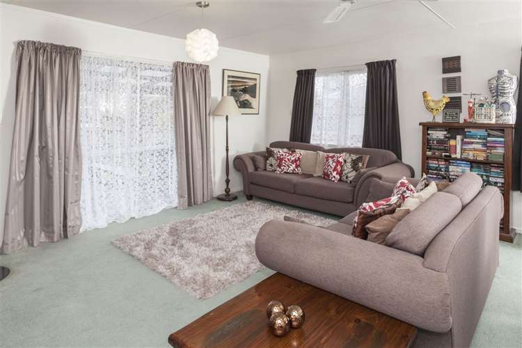 9 Washington Square Paeroa_11