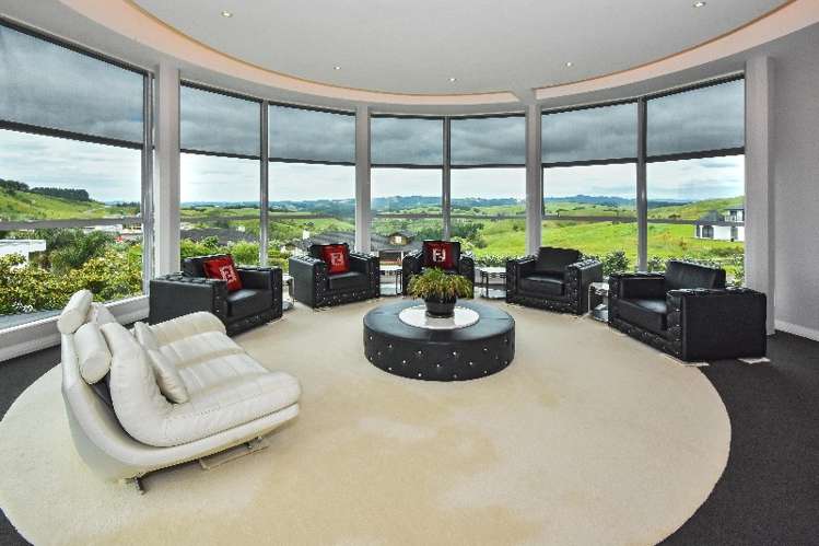 776 Redoubt Road Flat Bush_12