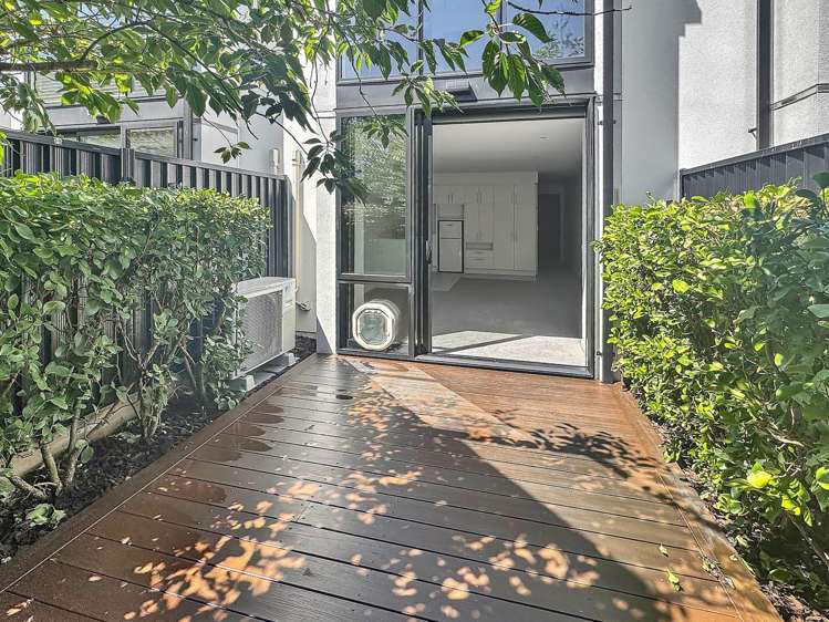 6/90 Edgeware Rd Saint Albans_13