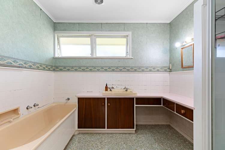 61 Twentysecond Avenue Gate Pa_12