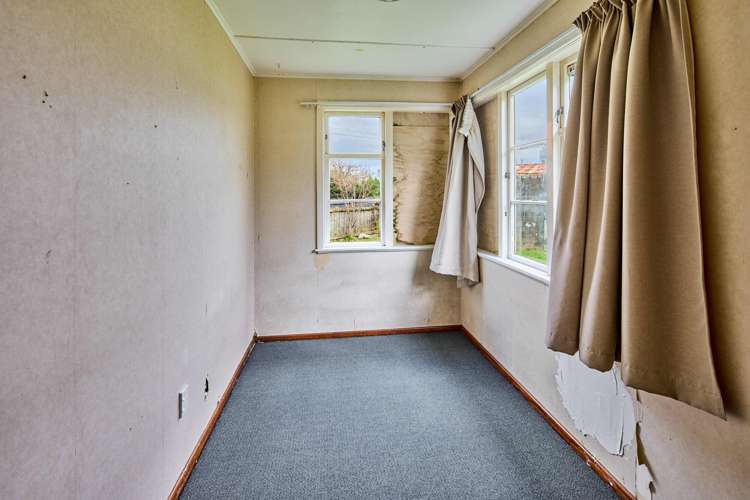 7 and 9 Bryant Grove Taita_5