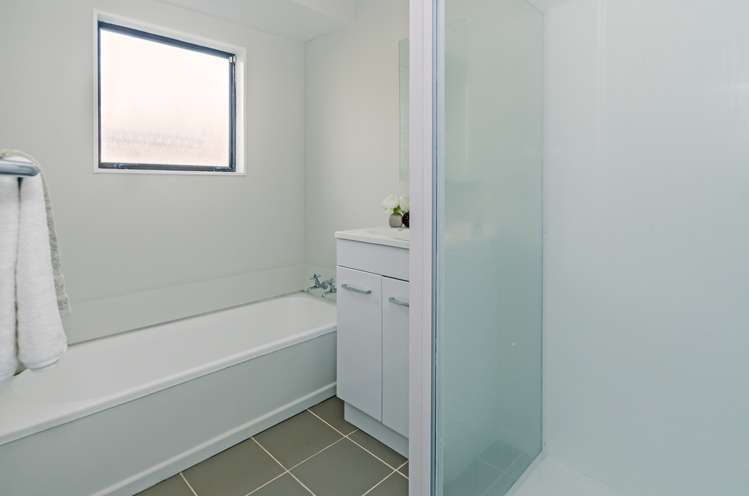 199 Carnoustie Drive Wattle Downs_8