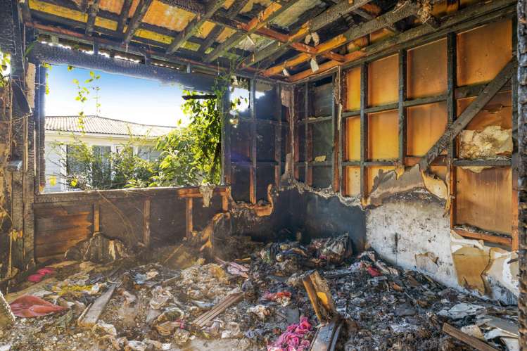 44 Clayton Avenue Otara_7