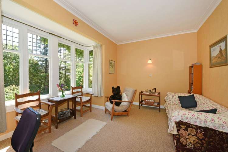 70 Blue Mountains Road Pinehaven_12