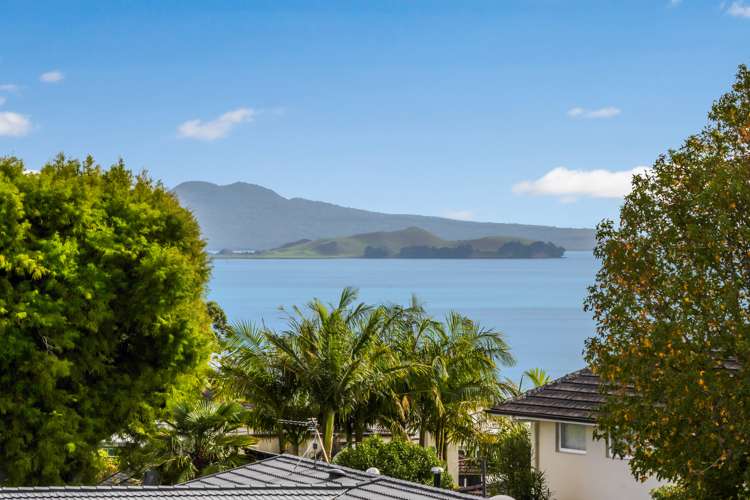 1/25 Seymour Road Mellons Bay_12