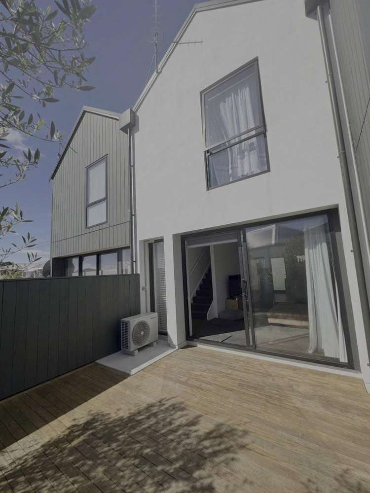  14/6 Oswald Crescent_0