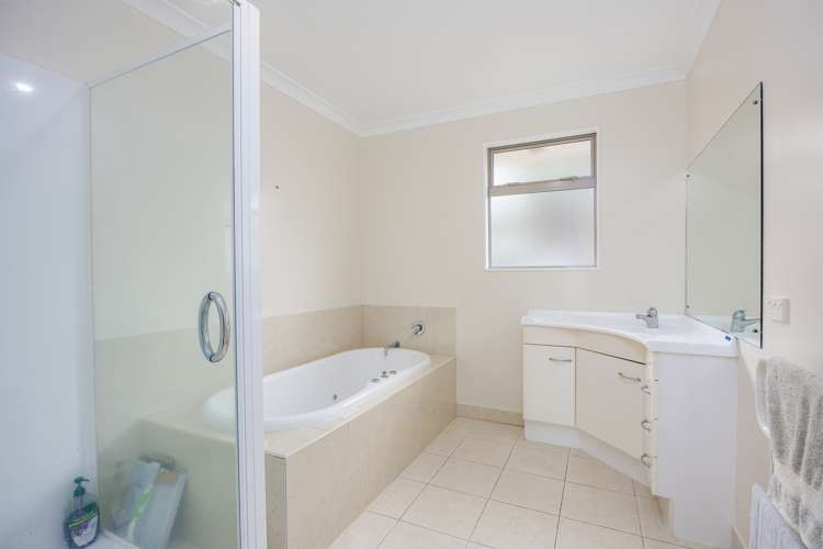 12 Commodore Court Gulf Harbour_16